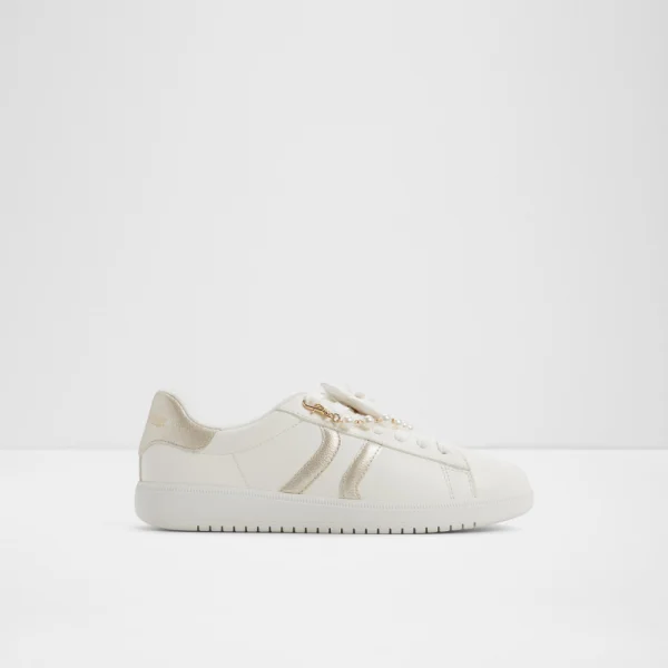 chicsneaker2 multi main