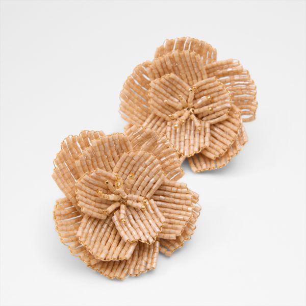 fleurish beige main